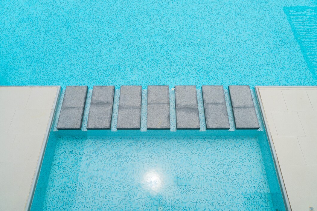 Jak wybrać odpowiednią pompę do basenu – poradnik dla właścicieli prywatnych basenów