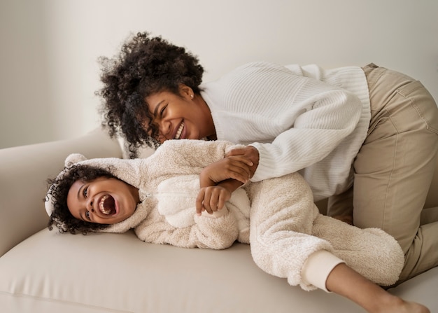 Jak dobrać okna, aby zwiększyć komfort akustyczny w domu?